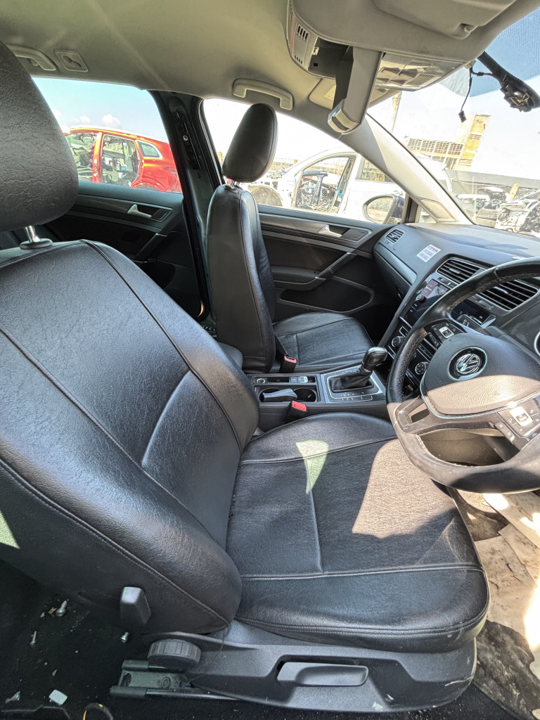 Interior Complet Piele Volkswagen Golf 7 Break 1.6 Motorina 2017, -