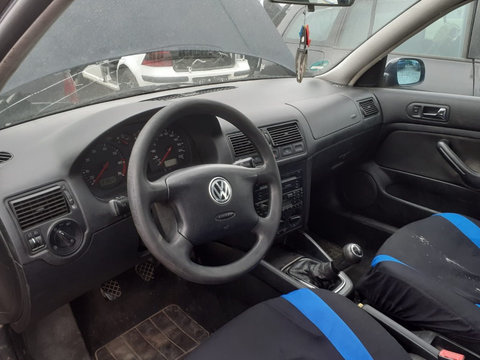 Interior complet scaune + bancheta Volkswagen VW Golf 4 Coupe 2002 1.4 AXP 55KW