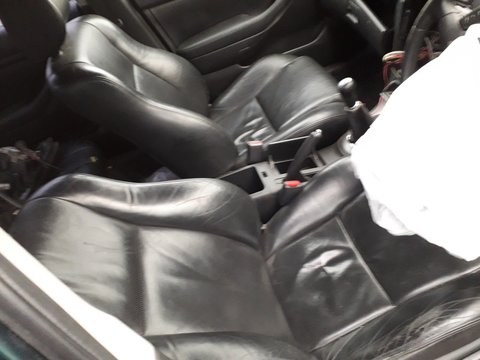 Interior Complet Toyota Avensis din 2006