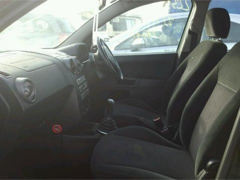 Interior Ford Fusion 2004 1.4 Diesel Cod motor:F6JA/F6JB