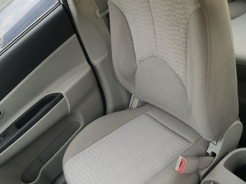 Interior hyundai accent