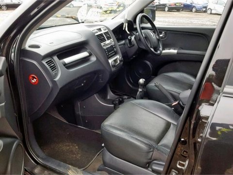 Interior Kia Sportage 2007 2.0 Benzina Cod Motor G4GC7H649415 141 CP