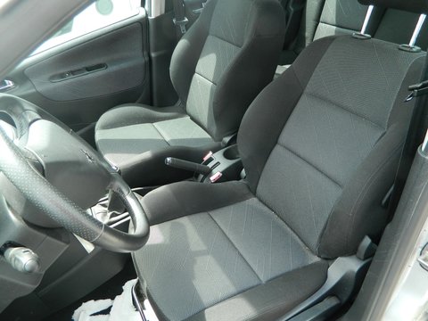 Interior material textil Peugeot 207 Hatchback model 2006