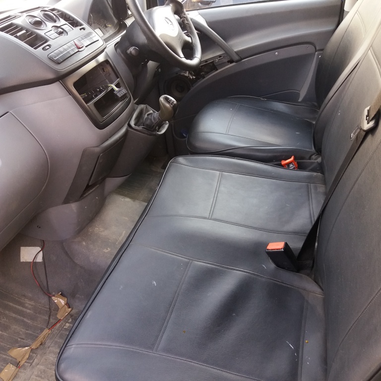 INTERIOR MERCEDES VITO AN 2006 PLAFON, FETE USI, MOCHETA PODEA, SCAUNE
