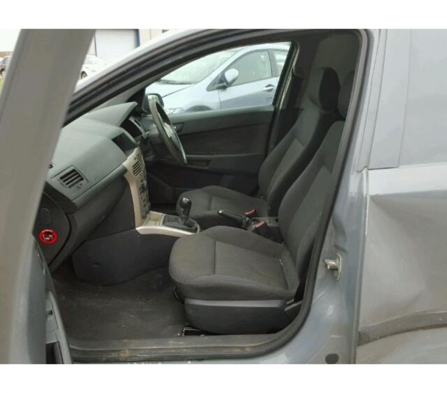 Interior Opel Astra 2008 1.7 Diesel Cod motor LPZ