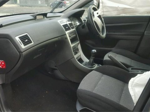 Interior Peugeot 307 2006 1.6 Diesel Cod Motor: DV6TED4