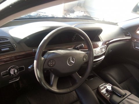 Interior piele neagra Mercedes w221