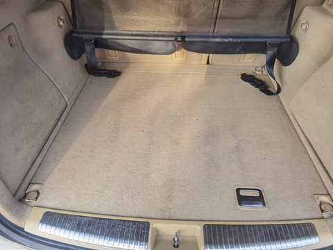 Interior portbagaj crem Mercedes ML w164