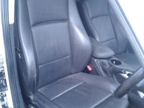 Interior scaune cu incazire piele neagra BMW X1 E84