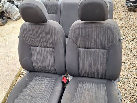 Interior scaune fata bancheta material Opel Astra J 2009-2019