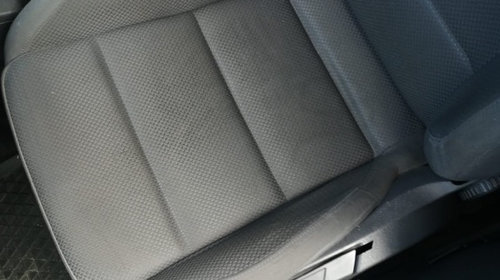 Interior sport impecabil VW Golf 5
