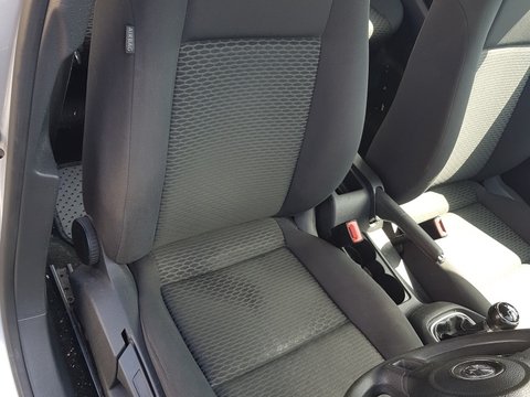 Interior Textil Fara Incalzire Scaune si Banchete VW Golf 6 Hatchback 2008 - 2013