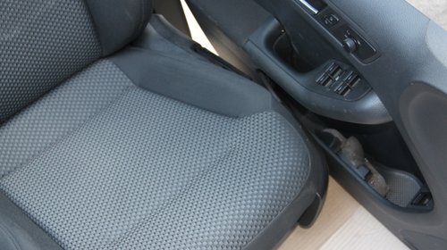 Interior textil negru cu incalzire VW Je