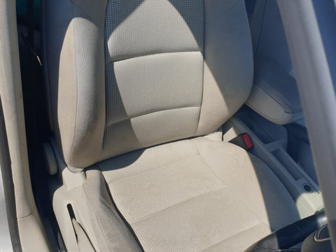 Interior Textil Scaun Scaune Fata Stanga Dreapta si Bancheta cu Spatar Audi A3 8P Hatchback 4 Usi 2004 - 2013