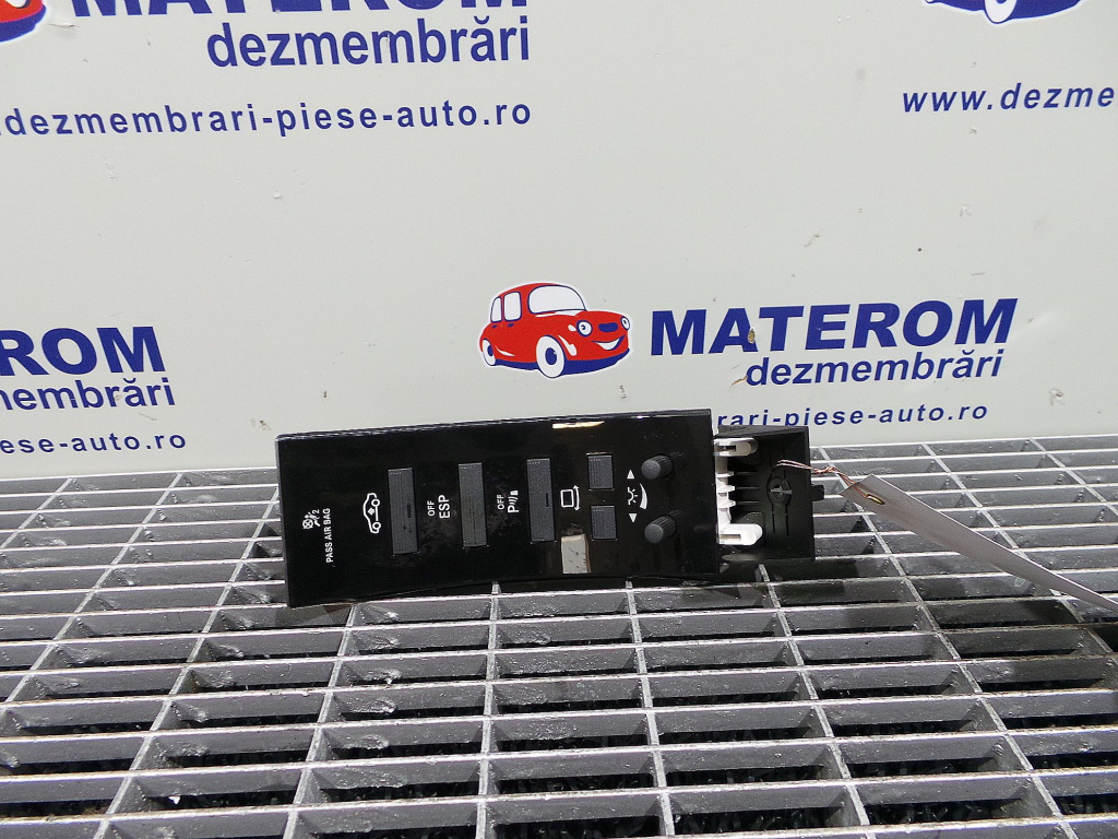 INTRERUPATOR PARKTRONIC MERCEDES S-CLASS S-CLASS 3.0 CDI - (2006 2013)