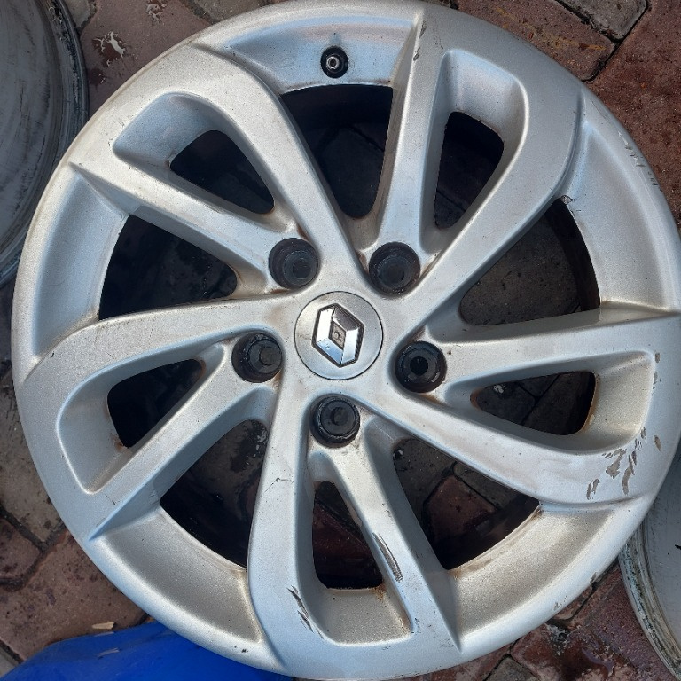 Janta aliaj R16 Renault Megane 3 cod produs 403004042R