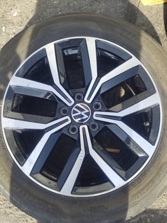 Janta aliaj r17 7jx16h2 et40 Volkswagen Passat B8 an 2022 cod piesa 3G0601025FFZZ