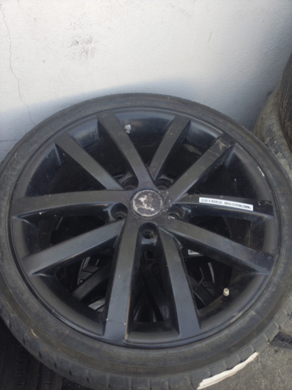 Janta aluminiu 7jx17 et49 teron (negru) Skoda Octavia 3 an 2013 CLH - A cod piesa 5E0601025E
