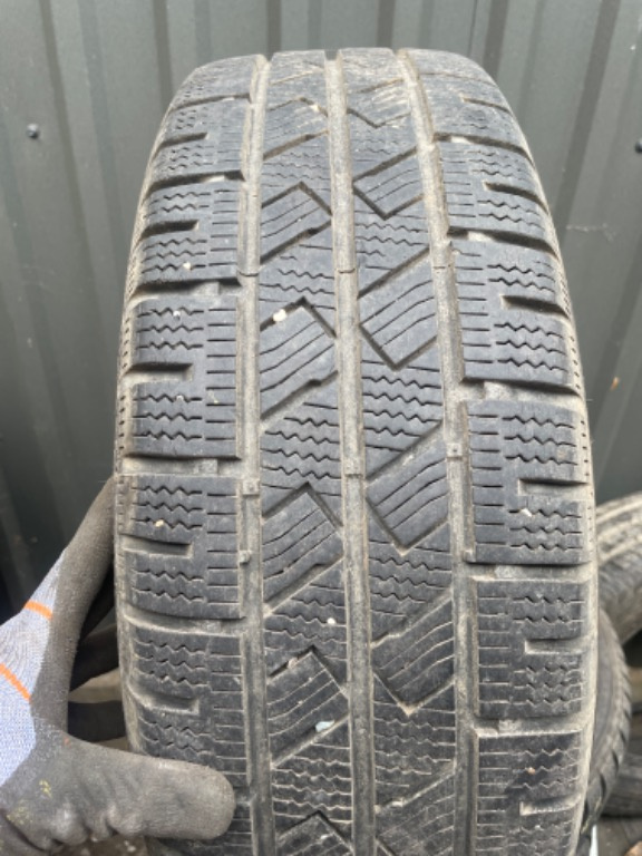 Janta de tabla pe 16" 5x112 vito w639 cu anvelopa de iarna 205/65/16c dot 2018 profil 7mm