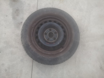 Janta tabla R15 cu anvelopa vara 195/65 VW Golf 5 