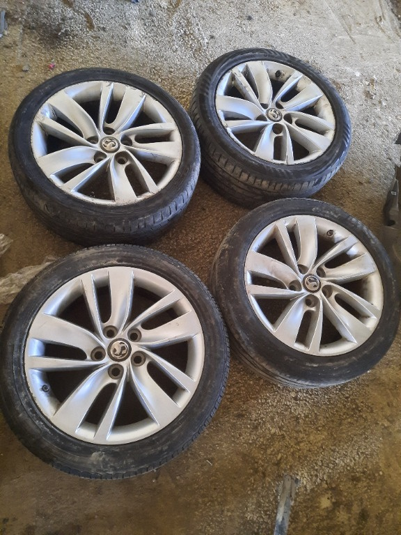 Jante 18" Opel Insignia 5x120 8J ET42 anvelope 245/40/18