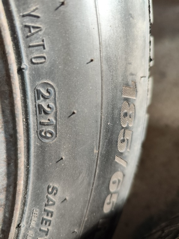 Jante 4x98 cu anvelope de iarna 185/65 R