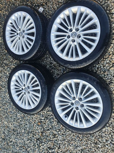 Jante aliaj set roti 5x105 R17 225/45/17 Opel Astr