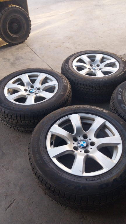Jante BMW R17 8Jx17 IS30cu cauciucri 235/60 r17 in stare foarte buna