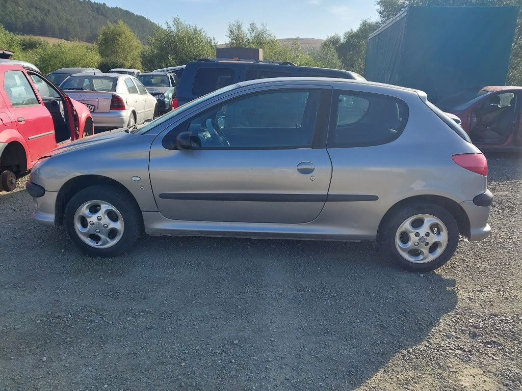 Jante cu cauciucuri Peugeot 206 2000 1.4 Benzina