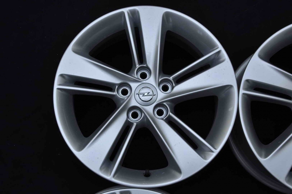 Jante Noi 17 inch Originale Opel Insigni