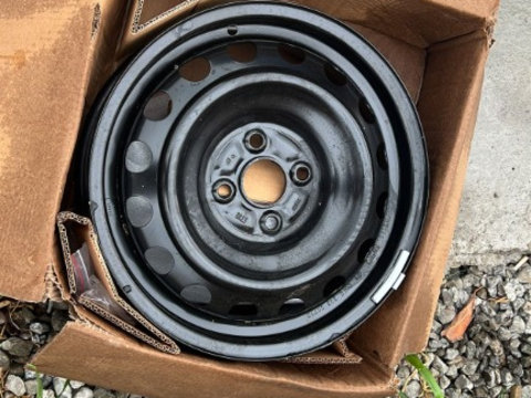 Jante tabla originale , noi Toyota Yaris / Aygo an 2008-2022