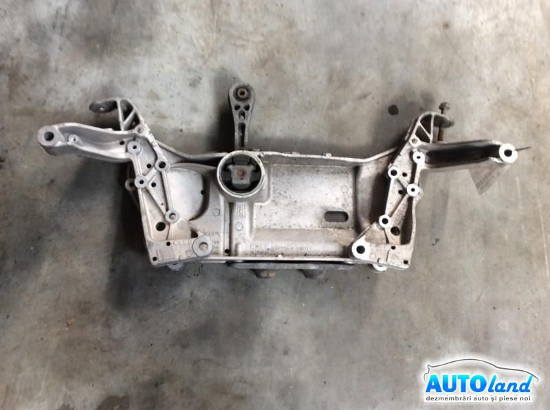 Jug cadru Motor 1k0199369g Cu Suporti Trapez Bucsa La Balansor Defecta Volkswagen GOLF V 1K1 2003