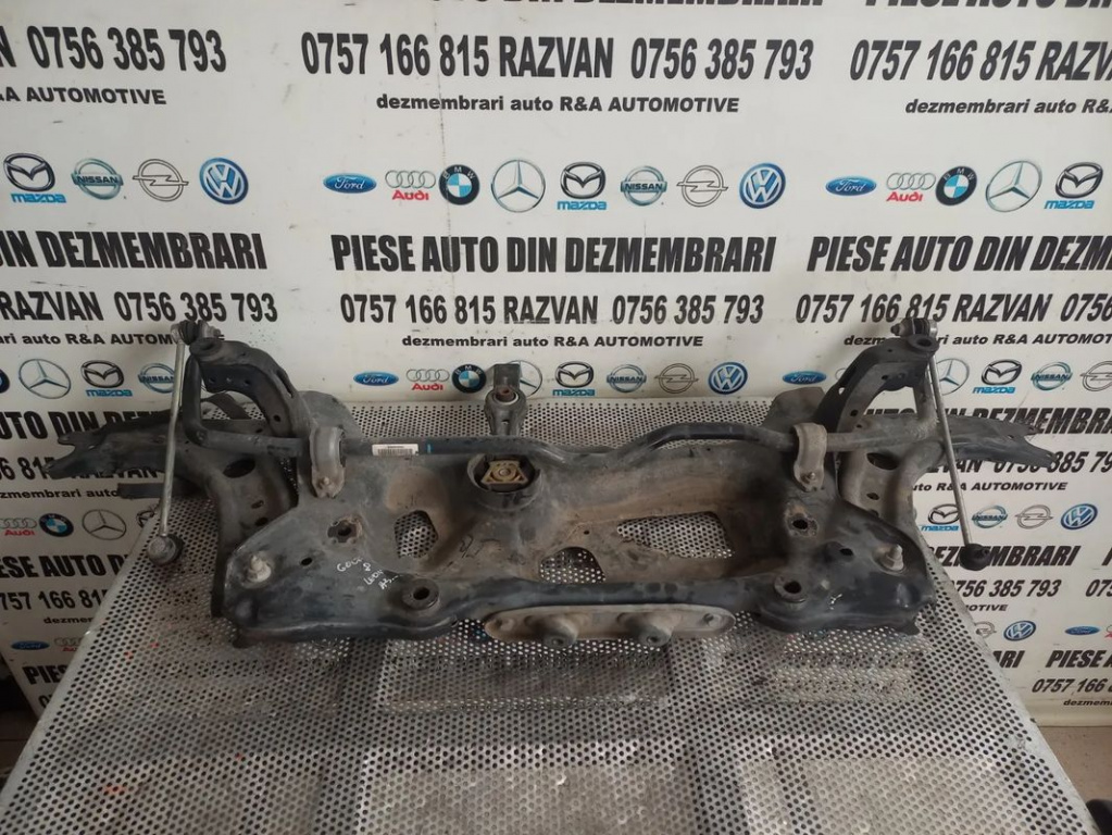 Jug Cadru Motor Vw Golf 8 VIII - Dezmembrari Arad