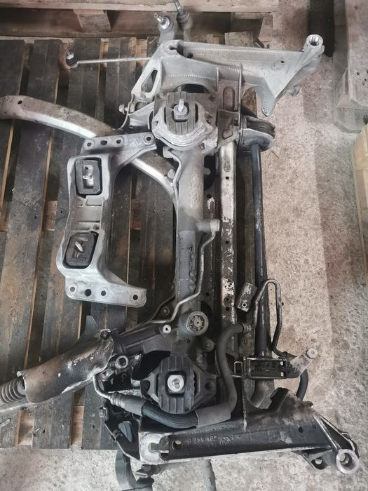 Jug motor Bmw seria 5 E60 E61 Punte spate fuzeta