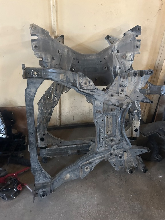 Jug motor/ cadru motor Mercedes Vito/Viano w447 1,