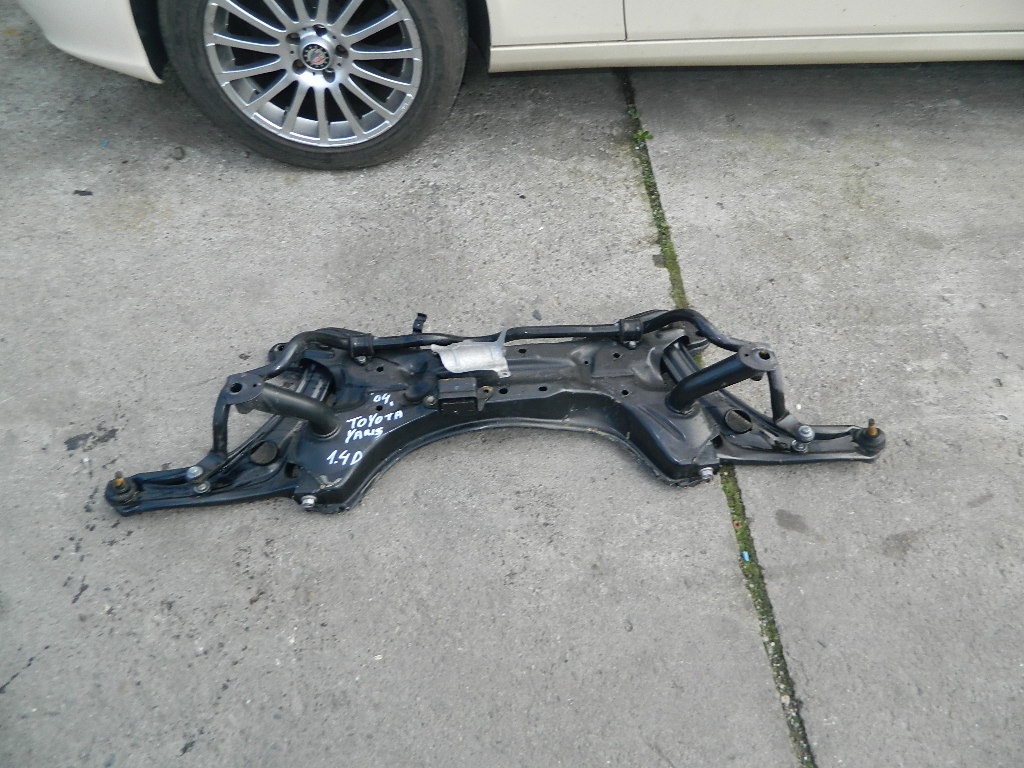 Jug motor Toyota Yaris 1.4d model 2004