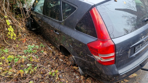 KIA CEED BREAK 1.6 CRDI AN 2007