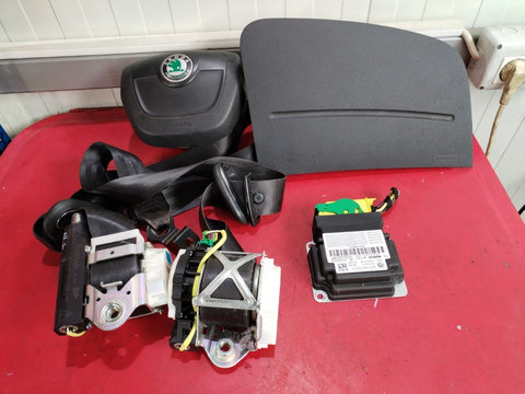 Kit airbag ( airbag volan + pasager cu capac +centuri fata + ecu airbag ) Skoda Fabia 2 facelift