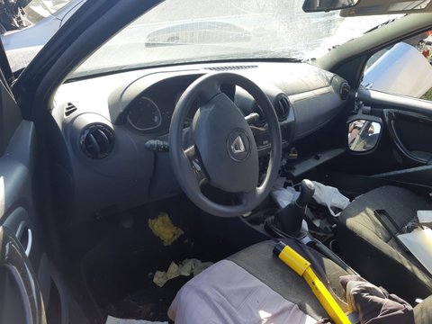 Kit airbag complet Dacia Duster an 2011(airbag volan,pasager,centuri si calculator)