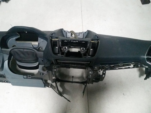Kit airbag Ford C-MAX 2015 (plansa bord, airbag volan, airbag pasager si centuri)