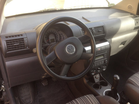 Kit airbag VW FOX , plansa bord +airbag volan+centura stanga si dreapta +airbag pasager+calculator airbag