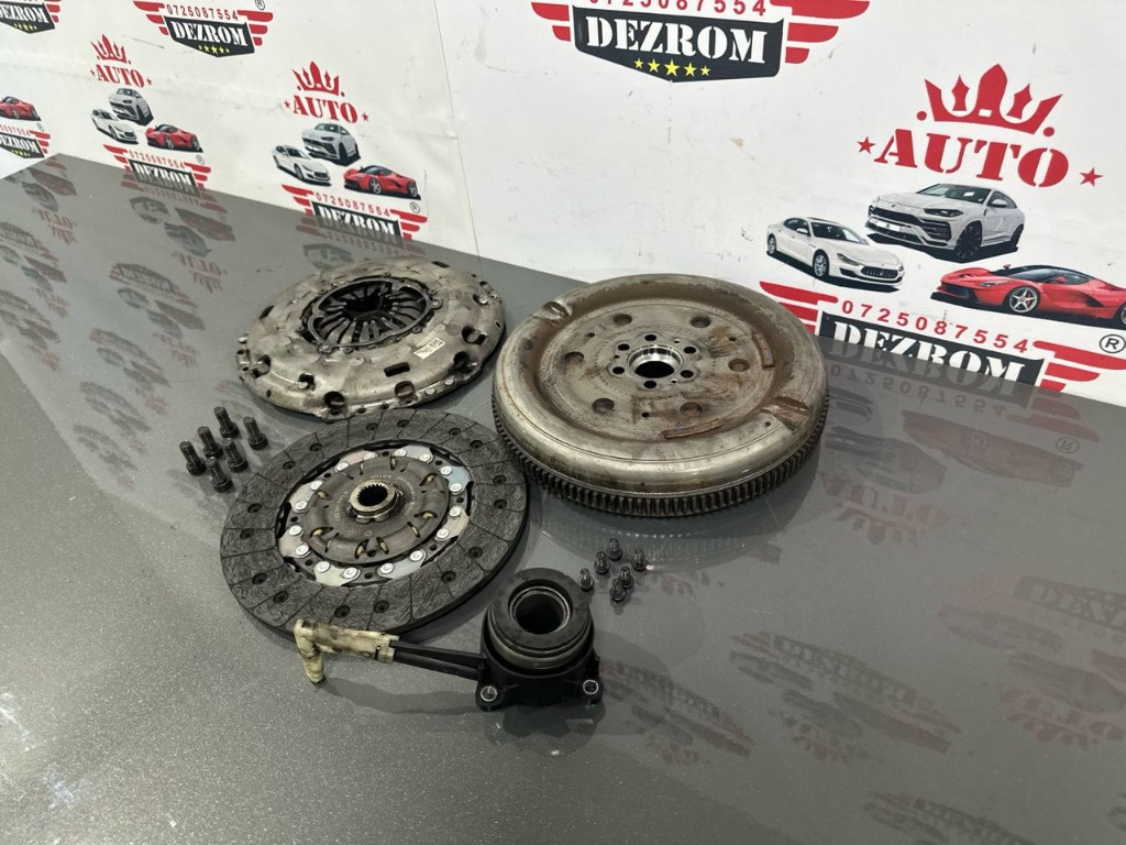 Kit Ambreiaj 04L105266C 04L141015E VW Eo