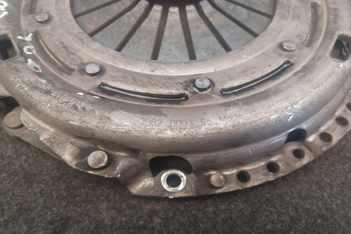Kit ambreiaj 2.0 BKD 3082000396 03L14103