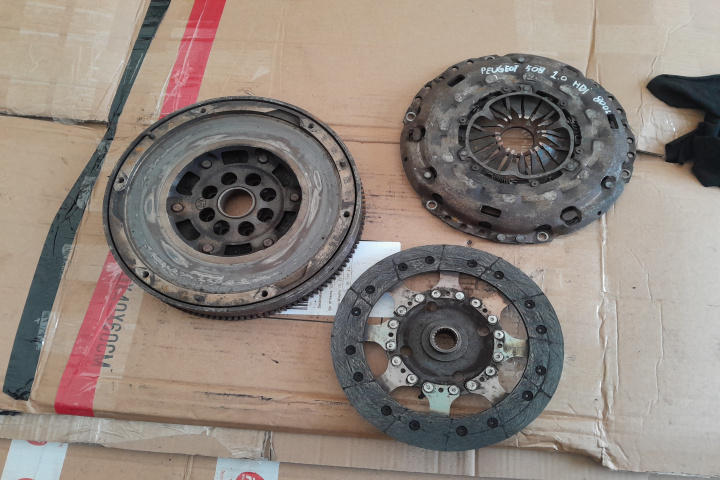 KIT AMBREIAJ 2.0 HDI MX1253 Peugeot 508