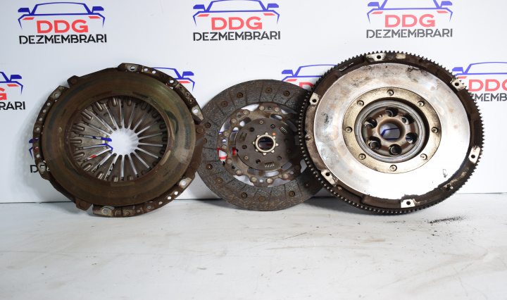 Kit ambreiaj BKD Volkswagen VW Jetta 5 [2005 - 2011] Sedan 4-usi 2.0 TDI MT (140 hp)