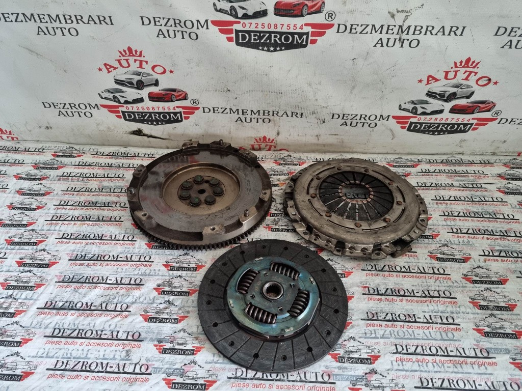 Kit ambreiaj complet Hyundai ix35 2.0 GDi 4WD 166cp coduri : 39350 / 39400