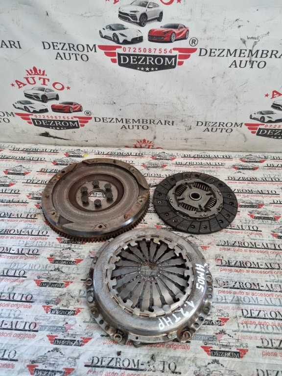 Kit ambreiaj complet Peugeot 207 1.6 16V 120cp coduri : 9834066780 / 9801139380