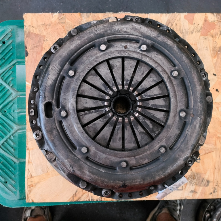 Kit Ambreiaj Disc,placa,volanta,masa Dubla Ford FOCUS Mk 2 2005 - 2010 Motorina