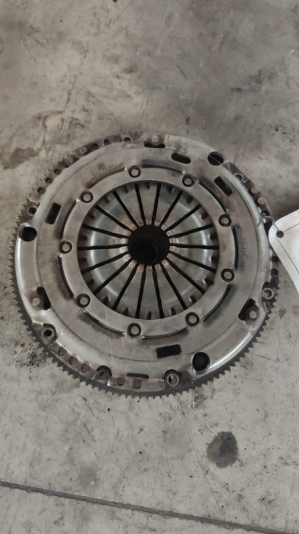 Kit ambreiaj masa simpla Vw Golf 6 1.4 TSI CAX ,transmisie manuala 6+1, an de fabricatie 2009