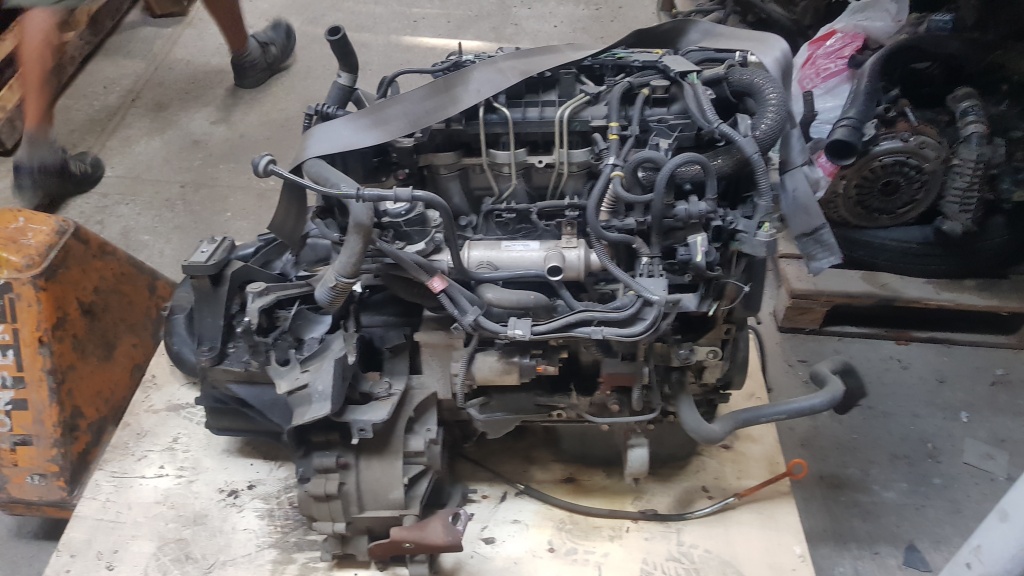 Kit ambreiaj Mazda 3 1.6 66 KW 90 CP Y6 2010